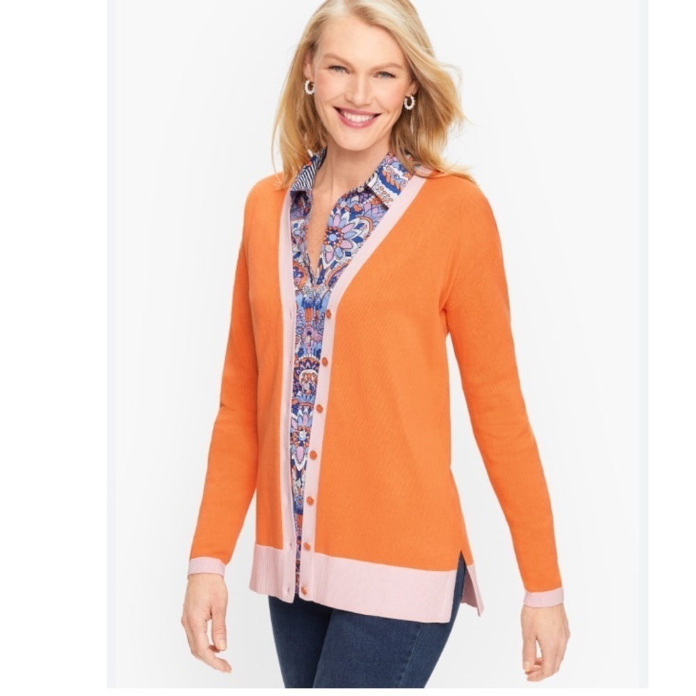 EUC TALBOTS GIRLFRIEND CARDIGAN CLASSIC CONTEMPORARY SWEATER